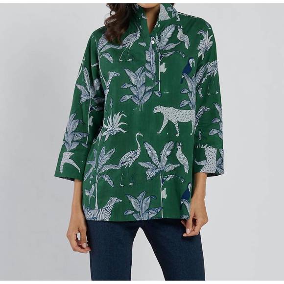 JUDE CONNALLY Tops - NEW JUDE CONNALLY cricket top in safari green